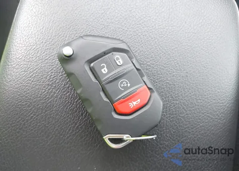 2024 Jeep Wrangler 4Xe z USA, uszkodzony, nr VIN 1C4RJXN6XRW221013